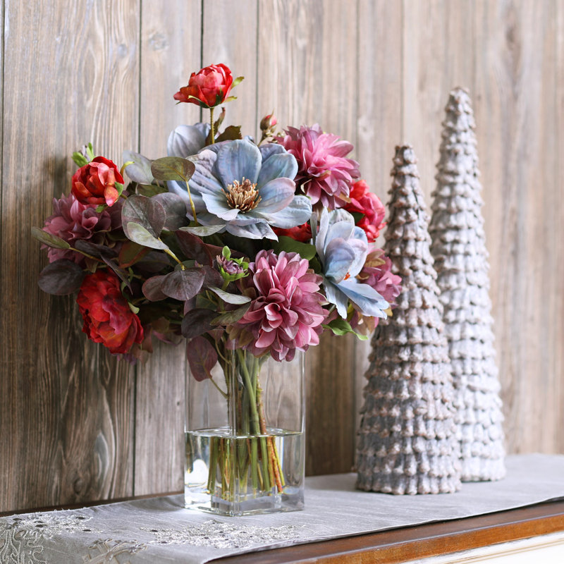 Arrangement floral mixte en vase