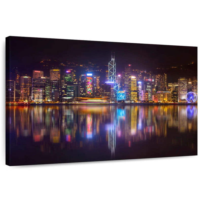 Réflexion de Sirci à Hong-kong, H 30 po x l 45 po
