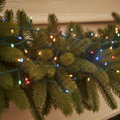 Lumières de Noël à DEL en grappe - multicolore - fil vert 19 pi - 200 carats