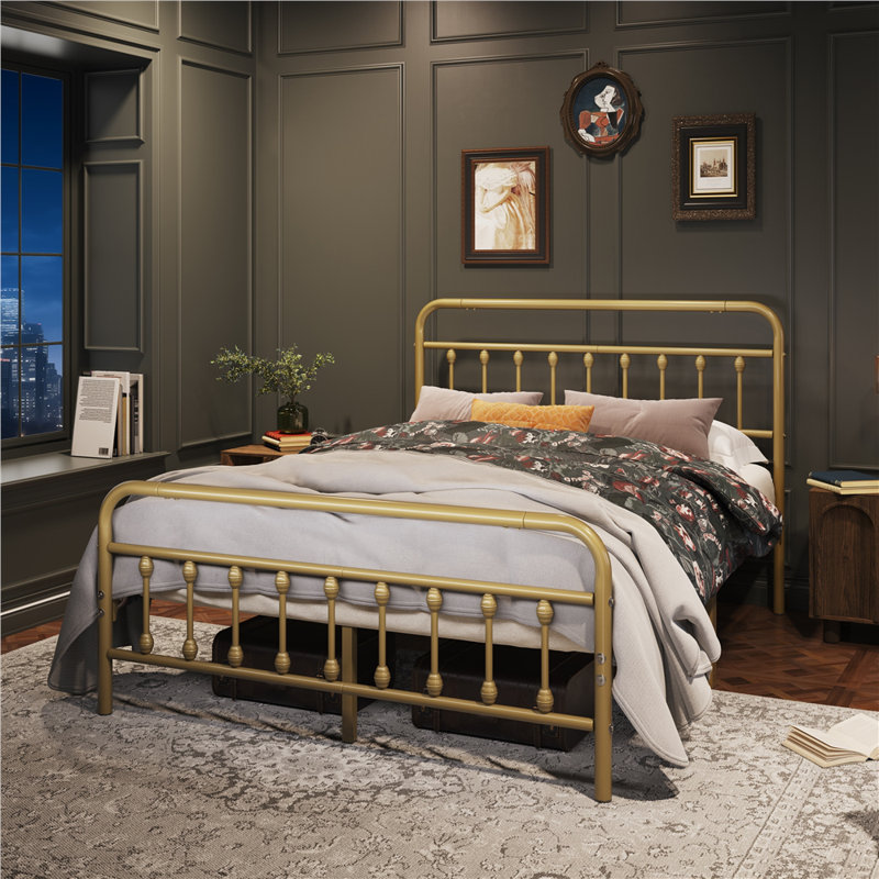 Metal Bed Frame with Vintage Headboard, Kingsize (5'), Antique Gold