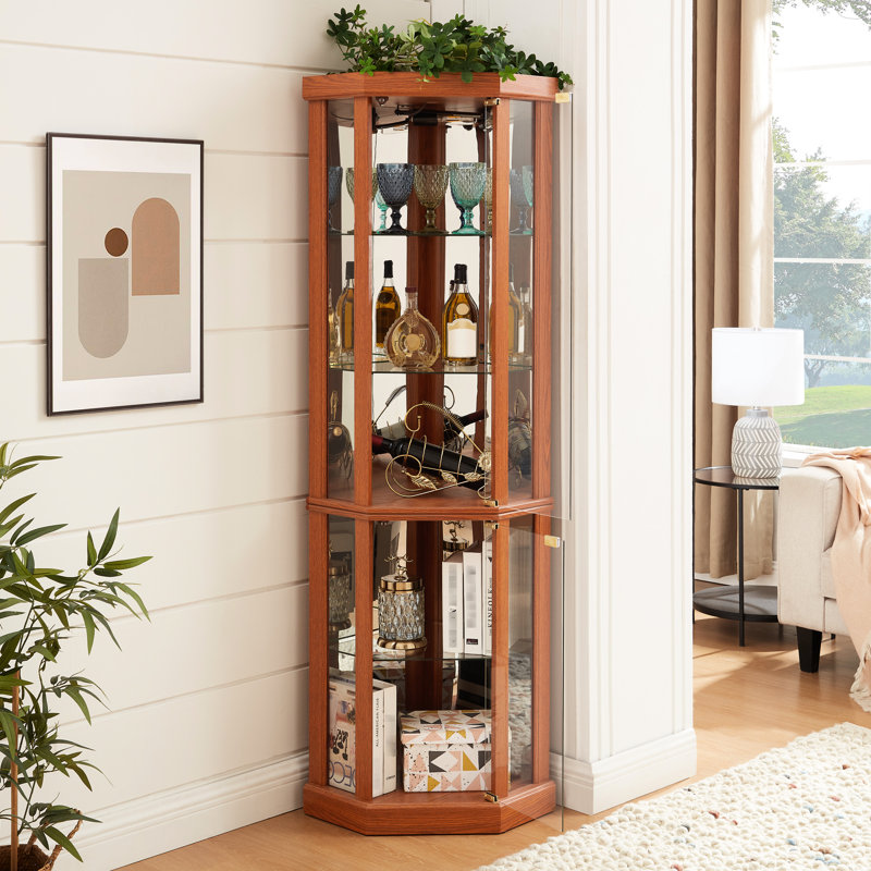 Vitrine éclairée en chêne foncé avec tablettes réglables et loquets de porte magnétiques pour le rangement du vin