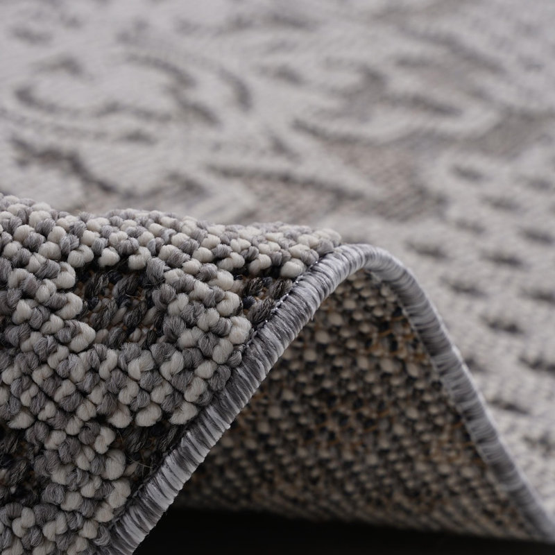 LOOM & LUXE Collection 6X9 Gray/White /Medallion Indoor/Outdoor Area Rug, Rectangle 6'7" x 7'9"