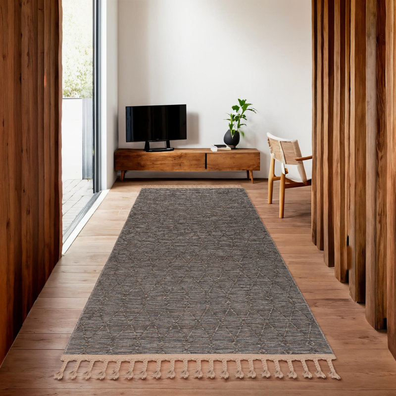 High-Quality Hall Carpet, 3.3 x 6.6 ft, Brown | 100% Polypropylene, Machine Woven, 1450 g/m² | Cotton Base, 0.2 in Pile Height | Antibacterial, Washable by Machine, Easy to Clean with Vacuum or Spot Remover