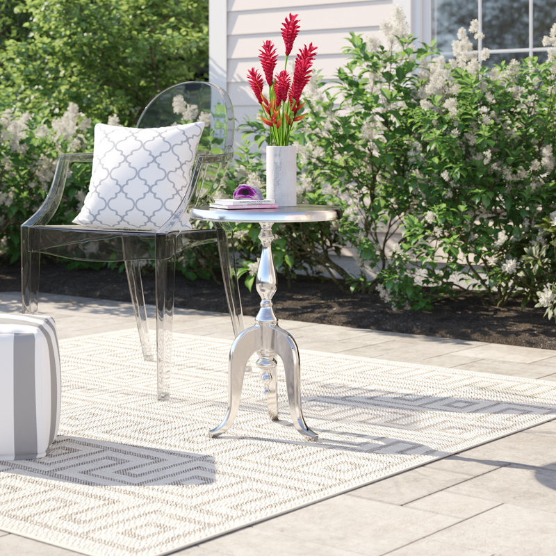 Petite table d'appoint Dinsmore