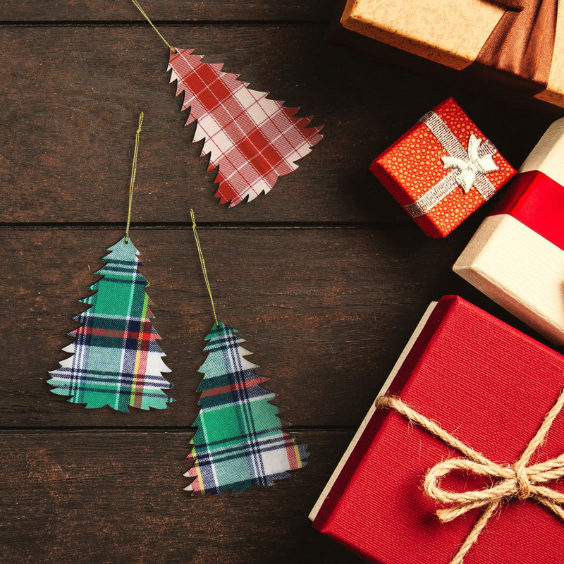 Ornement suspendu en forme de sapin de Noël