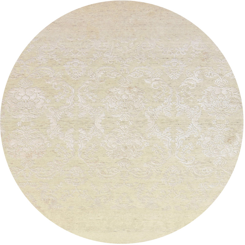 Indoor Rug, Round 3'