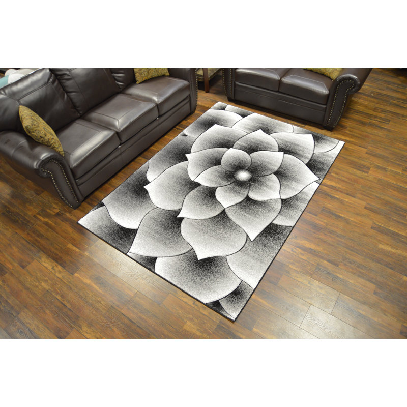 Stinson Floral Indoor Rug