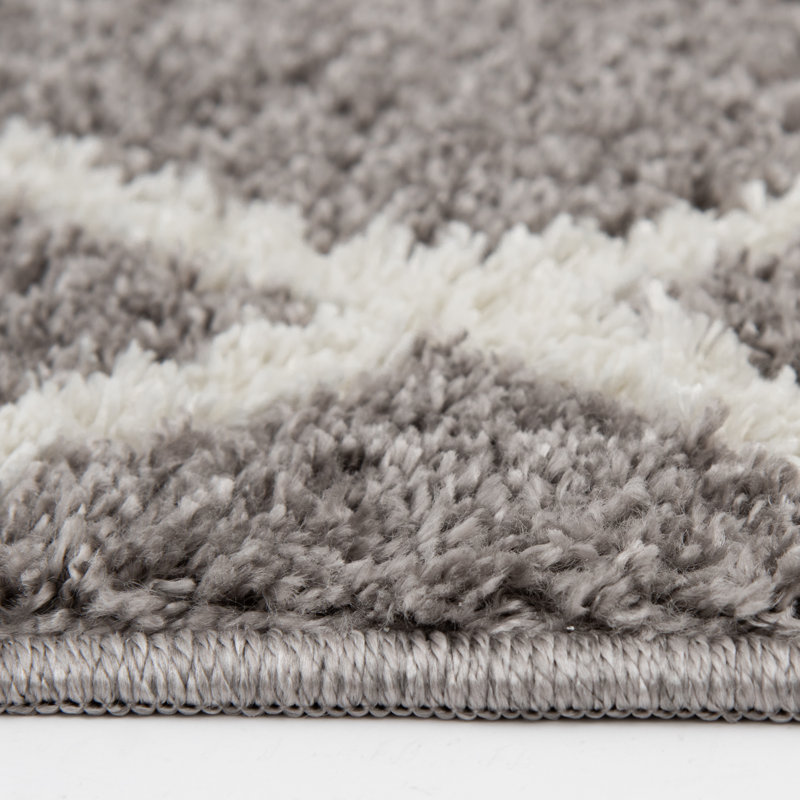 Tapis gris touffeté à motif géométrique Sari, Rectangle 5 pi x 7 pi 3 po