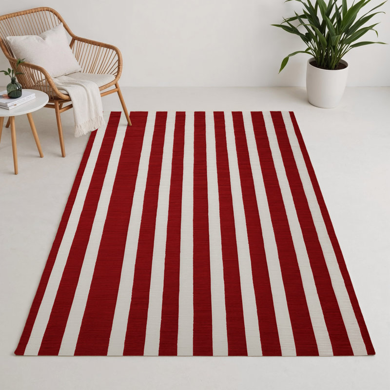 Tapis intérieur / extérieur rouge HorizontalStripes, Rectangle 5 pi x 7 pi