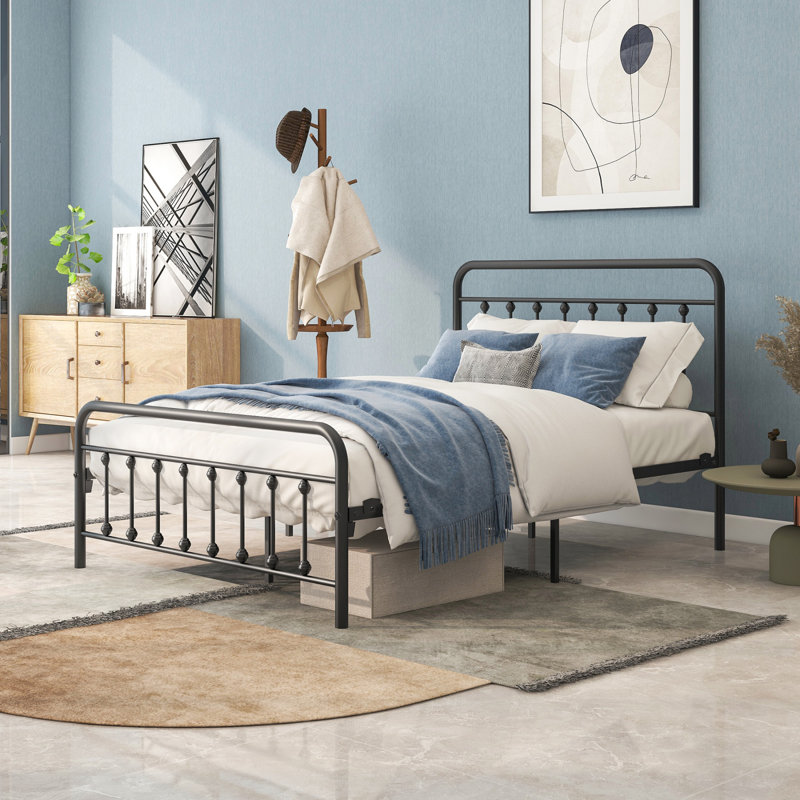 Deighton Metal Bed, Full, Black