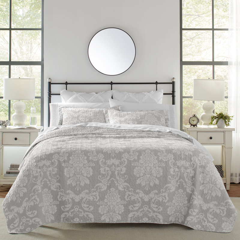 Gray Twin Cotton Reversible Quilt Set with Floral Pattern