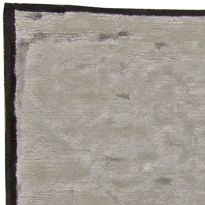 Tapis gris uni en laine de qualité supérieure 7 pi 10 po x 8 pi