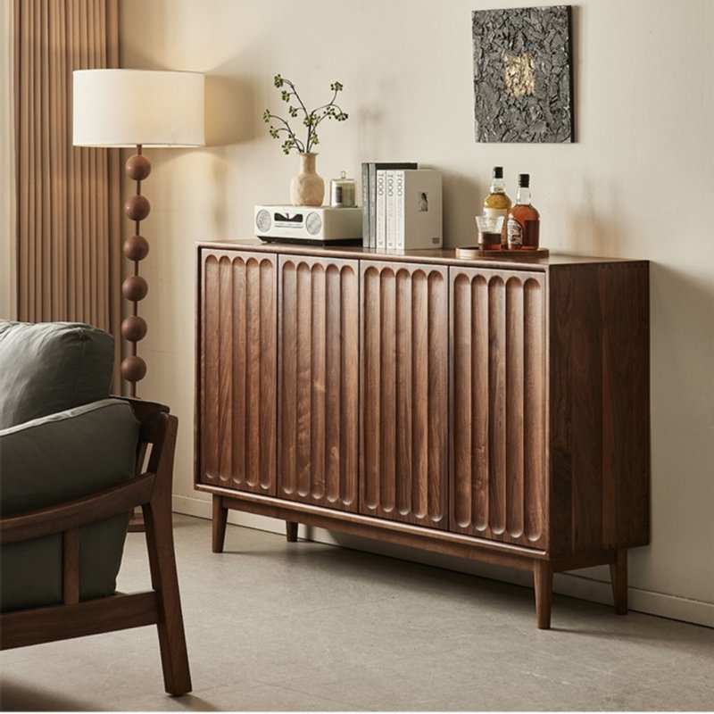 Un buffet long et simple, H 39,37 po x l 62,99 po x P 14,96 po