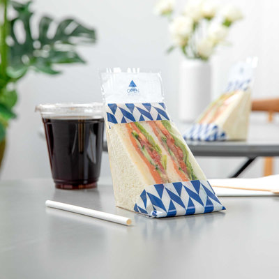 Restaurantware Plastic Sandwich Bags - Pack of 8000 - Bag Tek 7.56 x 2.95 Inches Clear Triangle Packaging Bags, Easy to Tear, Anti-Fogging, Microwave & Freezer Safe, Chevron Pattern