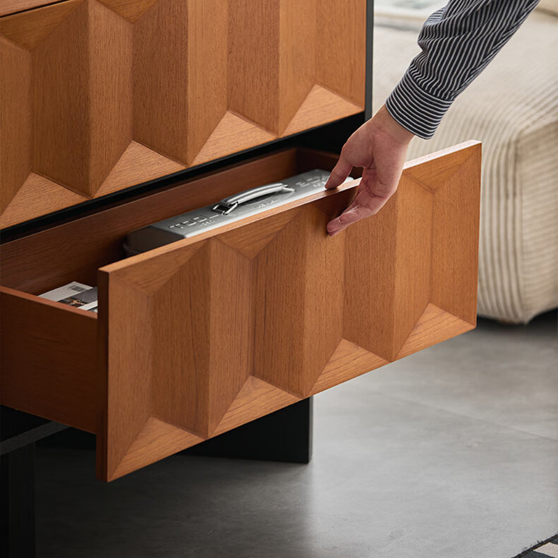 Armoire de rangement au design rétro français