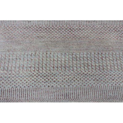 Hand-Knotted High-Quality Gray/Brown Area Rug