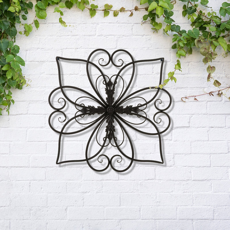 20"L Traditional Heart and Petal Iron Scroll Outdoor Wall Decor