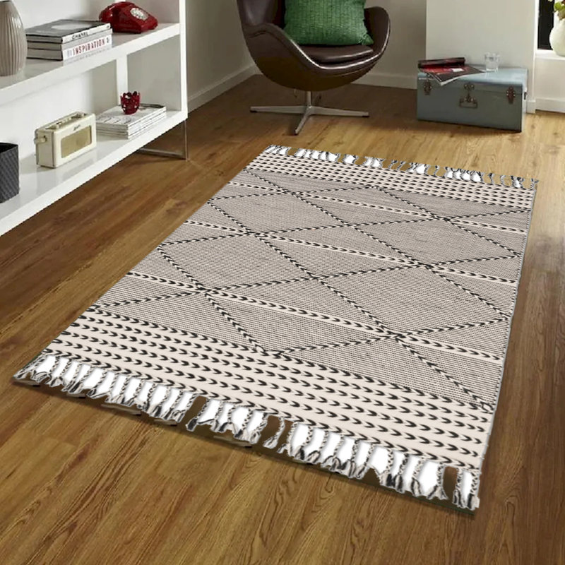 Tapis noir et ivoire Ezra, Rectangle de 5 pi x 8 pi