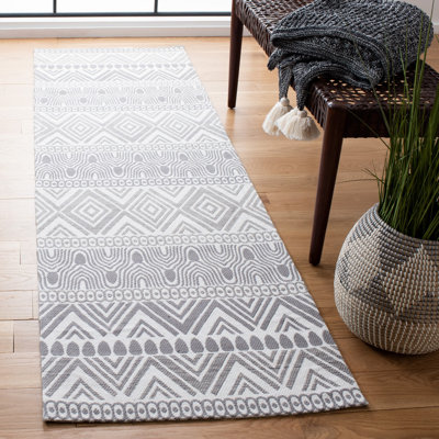 Avalyn Hand Woven Performance Southwestern Rug