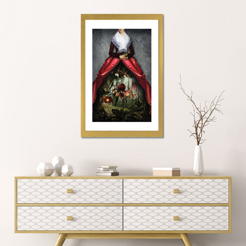 «Her Garden» par Catrin Welz-Stein - impression d'art graphique, H 24 po x l 16 po x P 1 po, Papier encadré doré, Blanc