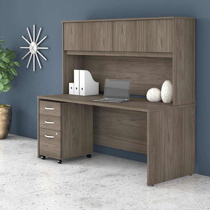 Bureau de direction avec huche Studio C, Hickory moderne