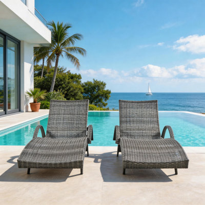 Chaise longue d'extérieur en osier