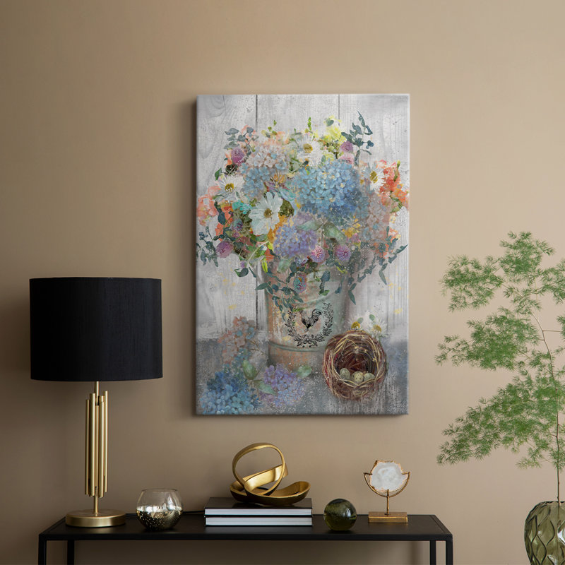 Seau de fleurs I - galerie Cavas, H 18 po x l 12 po