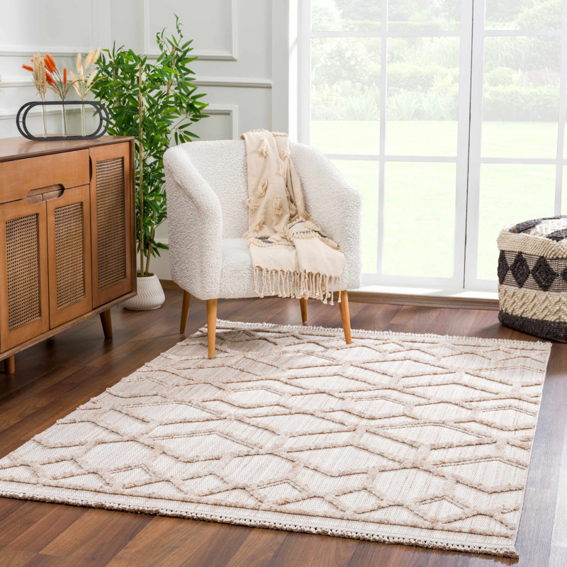 Tapis beige Malili, Rectangle 7 pi 10 po x 10 pi