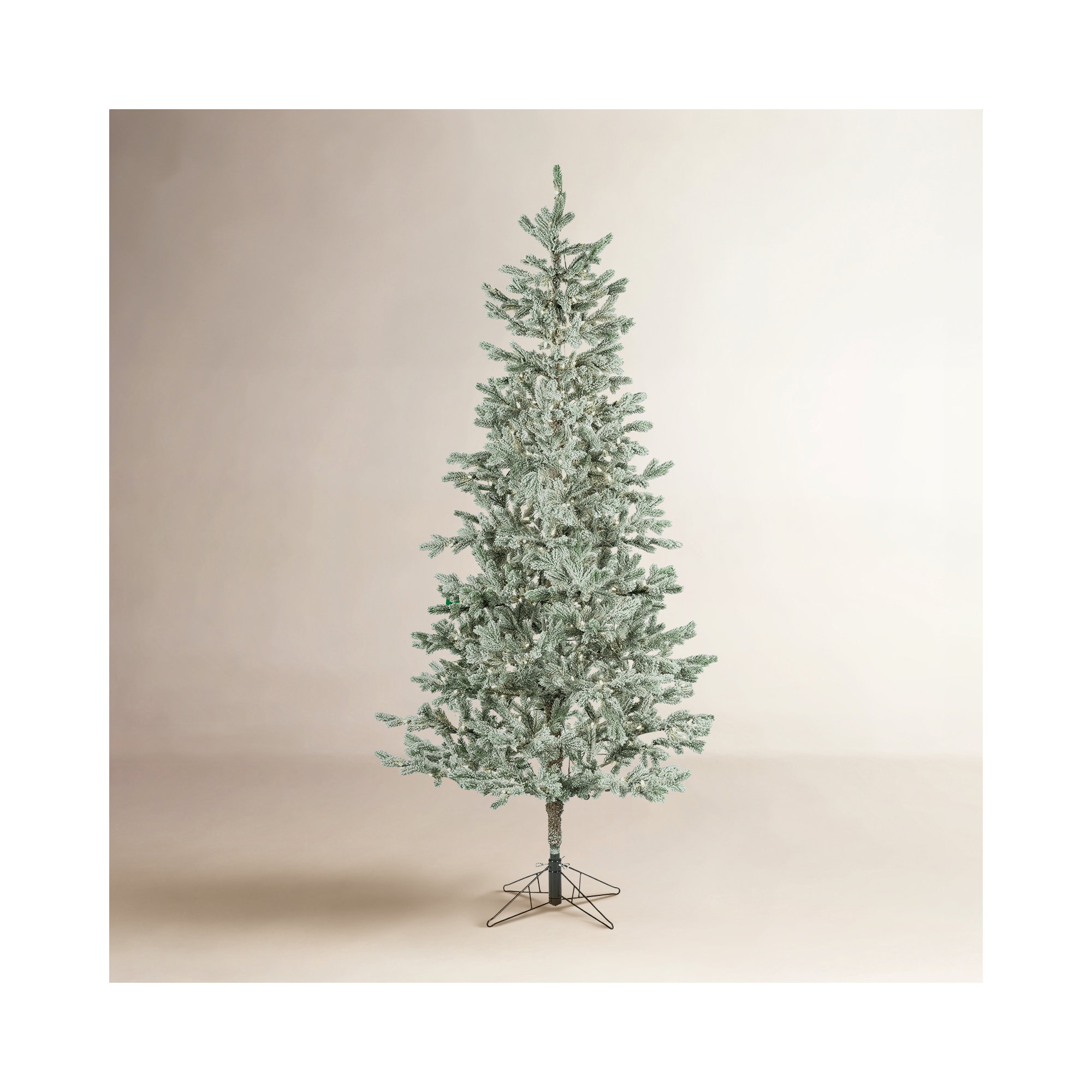 Gieselle Lighted Artificial Pine Christmas Tree, 9'