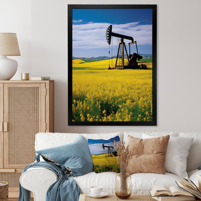Foreuse à pétrole verte et jaune