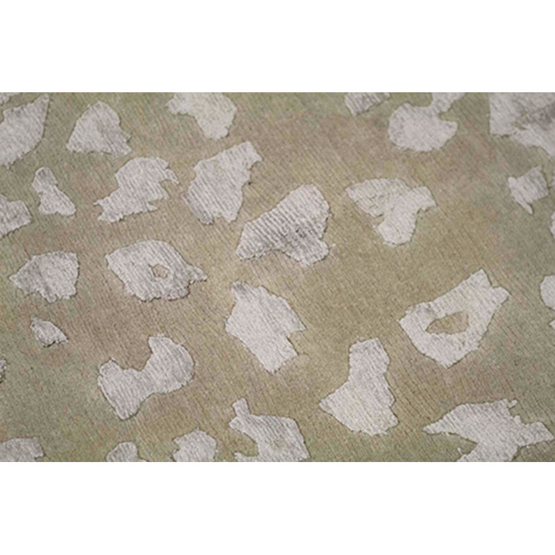 Hand-Knotted High-Quality Beige Area Rug