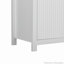 Buffet sophistiqué avec plusieurs options de rangement et design artistique-113296277