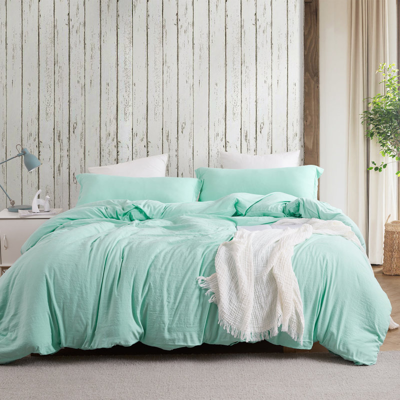 Natural Loft Prewashed Microfiber Duvet Cover Set, King Duver Cover + 2 King Shams, Green
