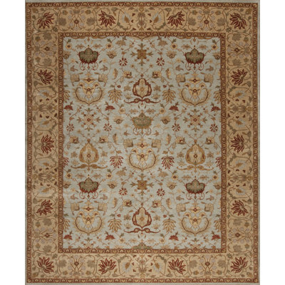 Mahal Hand Knotted Wool Area Rug