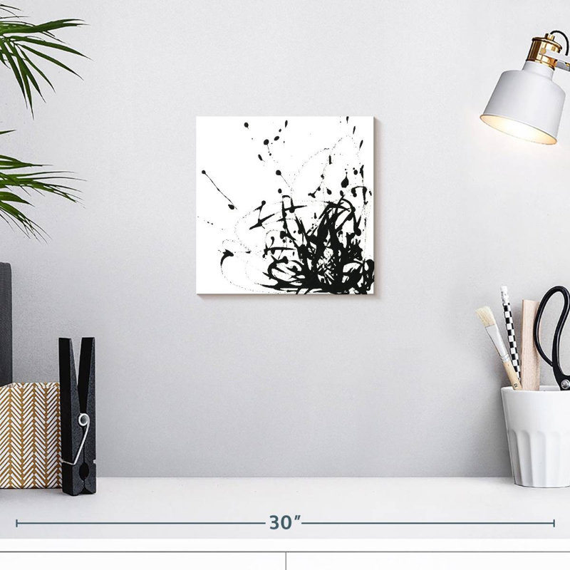 Avery Onyx Expression II, 10" H x 10" W