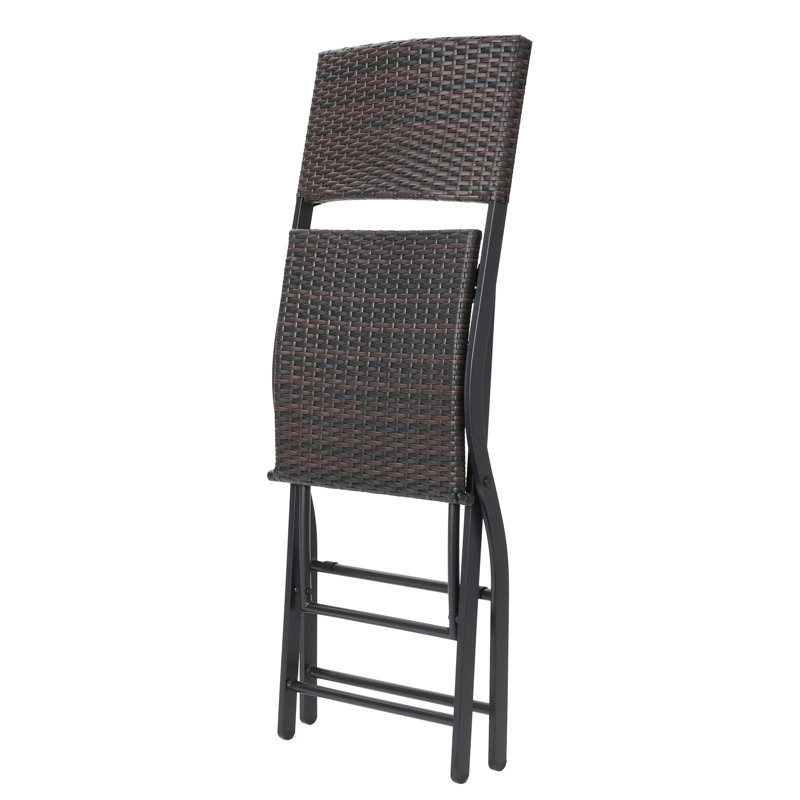 Chaise pliante en osier pour l'extérieur