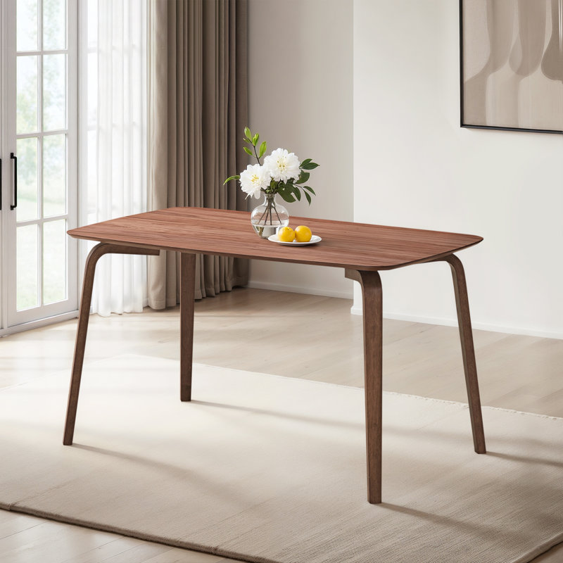 Table de salle à manger, finition noyer