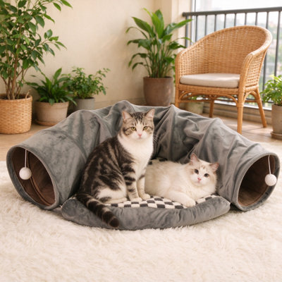 Tunnel de jeu 2 en 1 en velours doux avec coussin à carreaux amovible et lavable, idéal pour les chats d'intérieur.