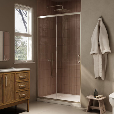 Ensemble de douche en alcôve droite en nickel satiné avec porte coulissante transparente et casserole L 48 po x l 32 po x H 75,59 po Breeze
