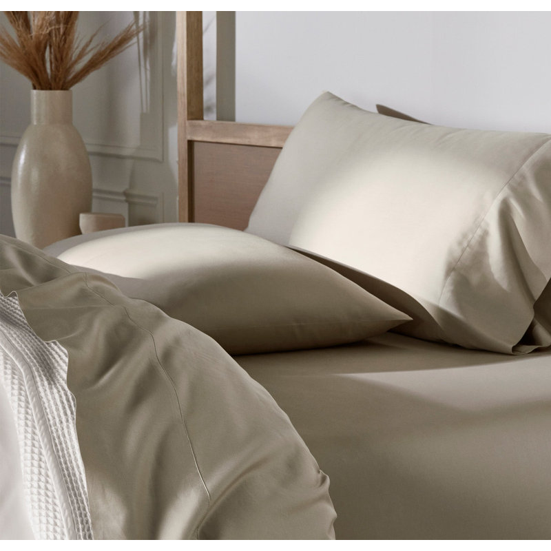 Signature Hemmed Sheet Set, King/Standard Sheet Set with 2 Pillowcases, Oak
