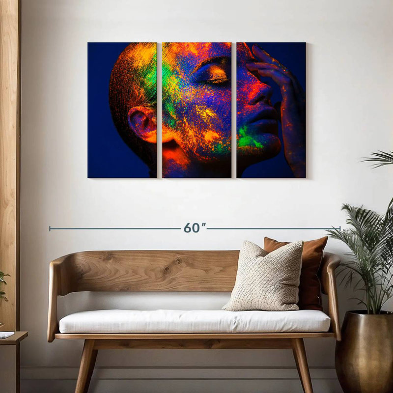 Senne Glowing Beauty, 28" H x 45" W