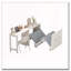 Lit simple escamotable avec bureau ajustable