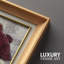 «Snowy Winter Sunasses Woman» sur toile-121600293-121600295