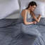 Jeté de lit léger pour le sommeil chaud-113380411-113380409