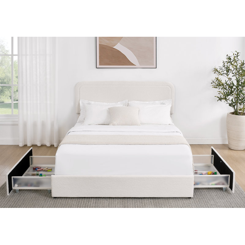 Grand lit plateforme tapissier Livcle Ivory Boucle