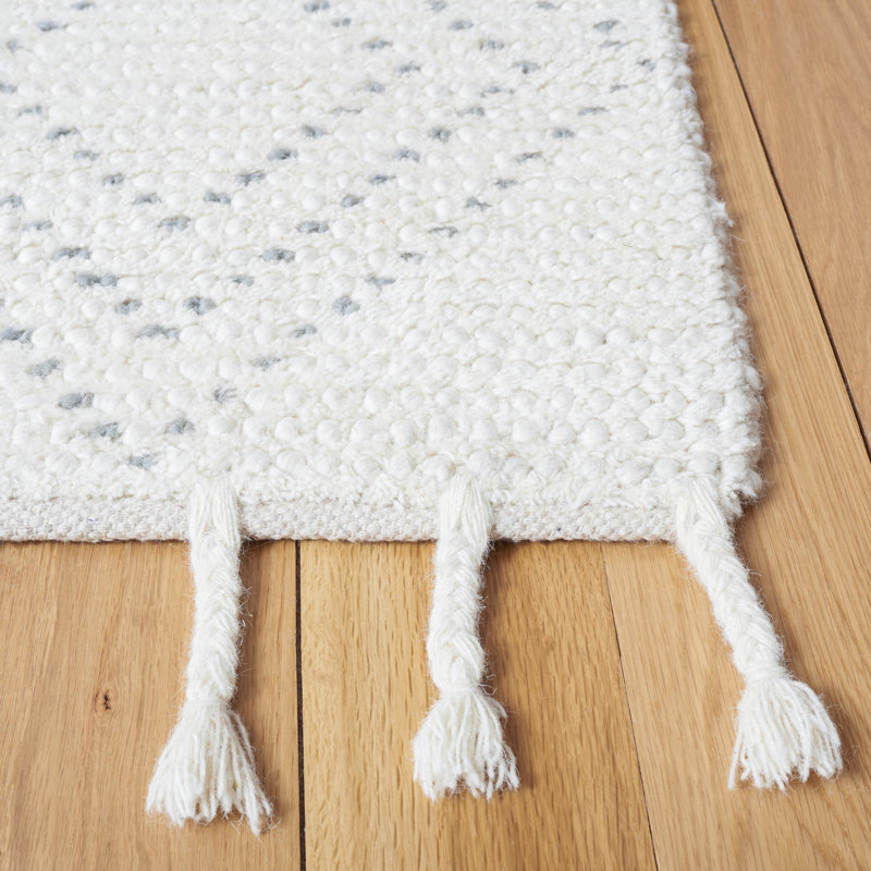 Ivory Geometric Flat Woven Wool Rug, 4' x 6'