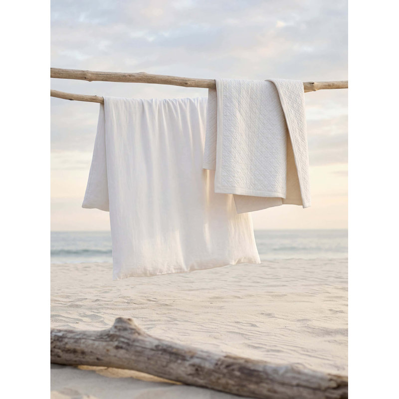 Washed Linen Quilt, Twin/Twin XL Quilt, White