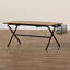 Table basse à pieds croisés