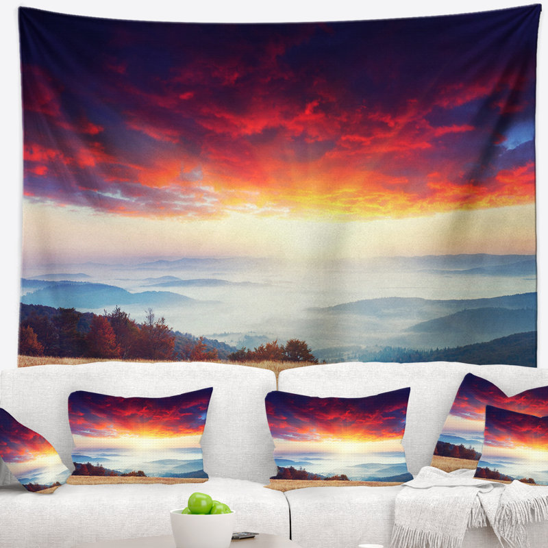 Tapisserie et nuages de polyester avec accessoires suspendus inclus, H 78 po x l 92 po
