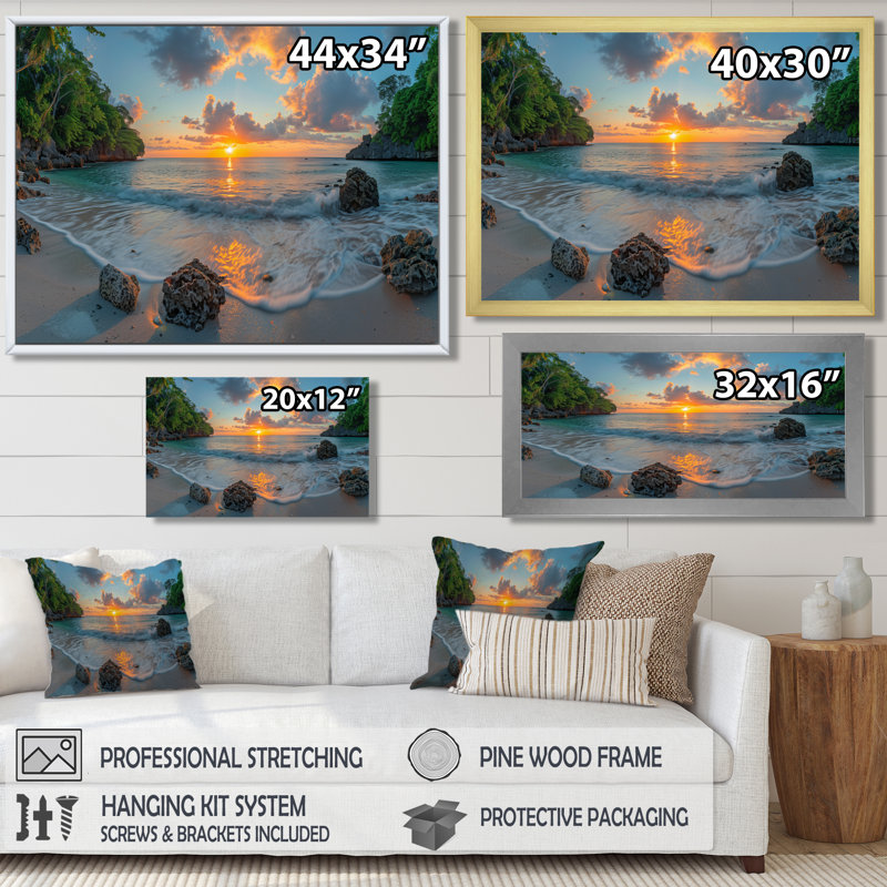 Photo panoramique d'une plage rocheuse au lever du soleil I - art mural plage, Toile argentée avec cadre flottant